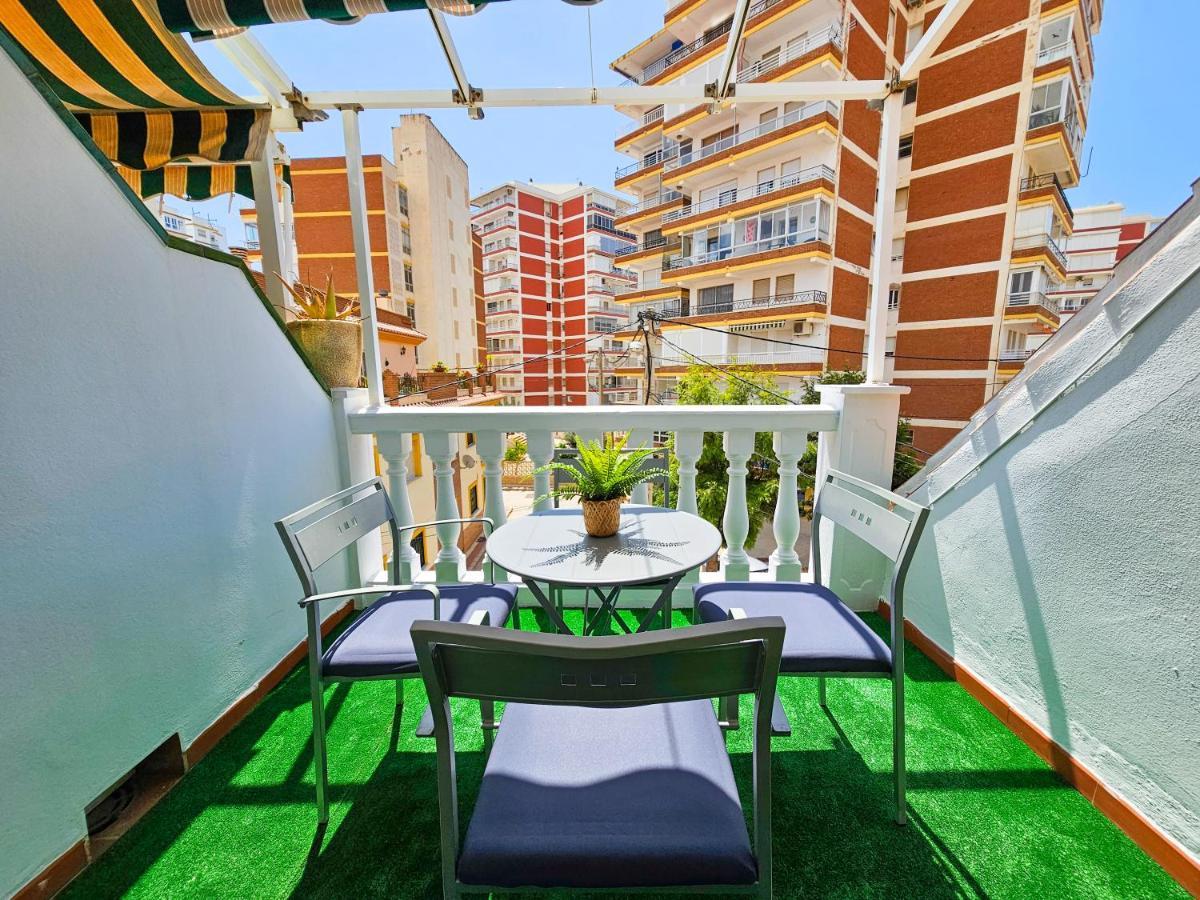 Yeti Atico Beach - Alojamientos La Torre Torre Del Mar Exterior foto